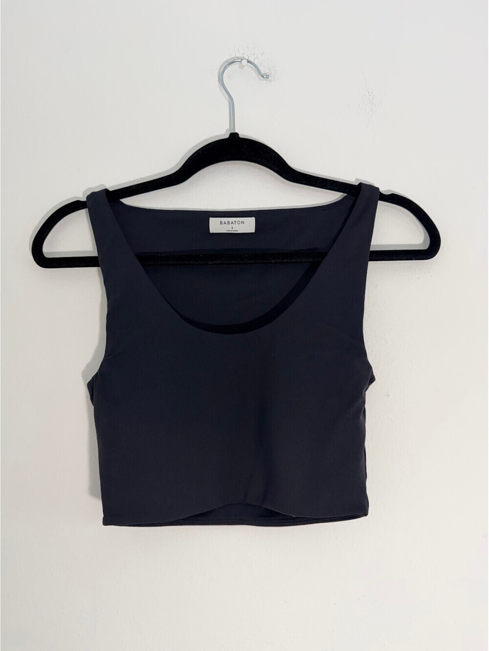 Babaton Aritzia Black Sculpt Knit Cropped Tank Top Sleeveless Stretch Size S